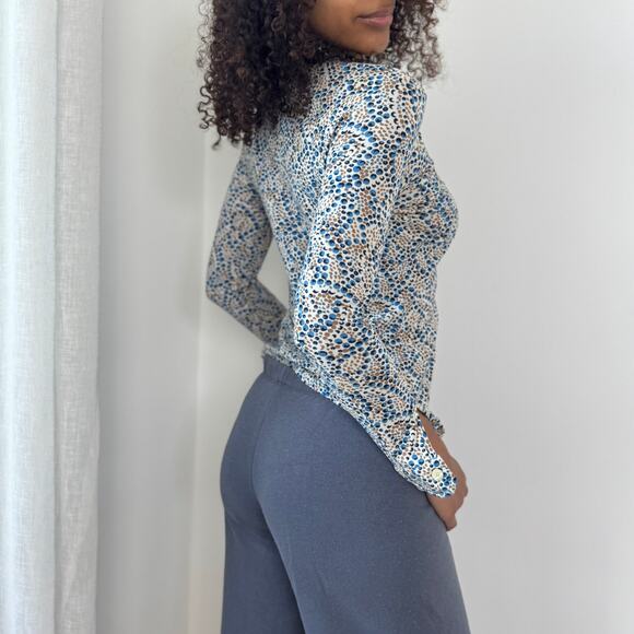 Vintage Italian Button-Up Mesh Blouse with Micro Dot Print (XS) - Picture 2 of 7